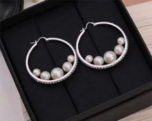 Load image into Gallery viewer, 蘇聯鑽大圈圈天然珍珠耳環
